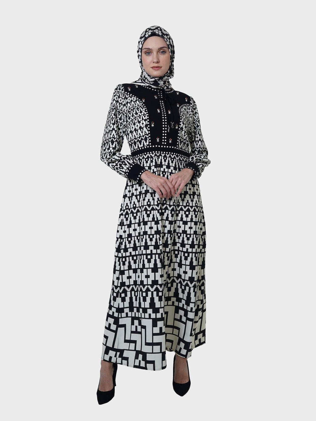 Nexa Noir Abaya