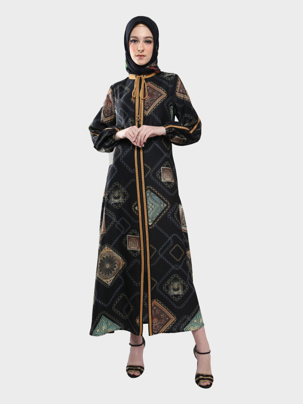 Orna Nobelle Abaya