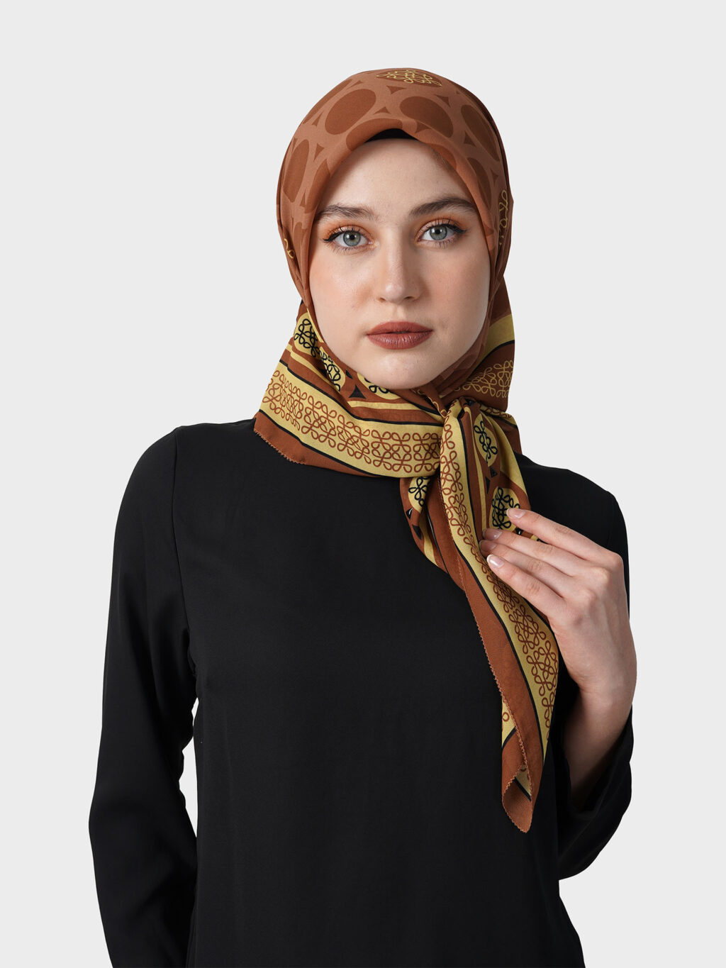 Timeless Knot Headscarf