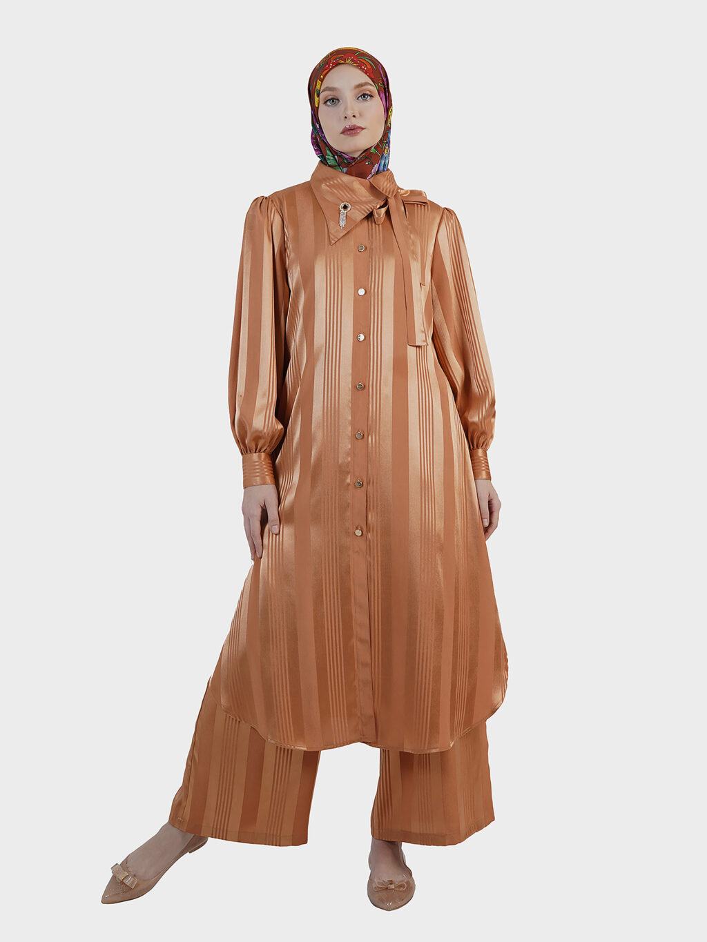 Gradiva Luxe Suits