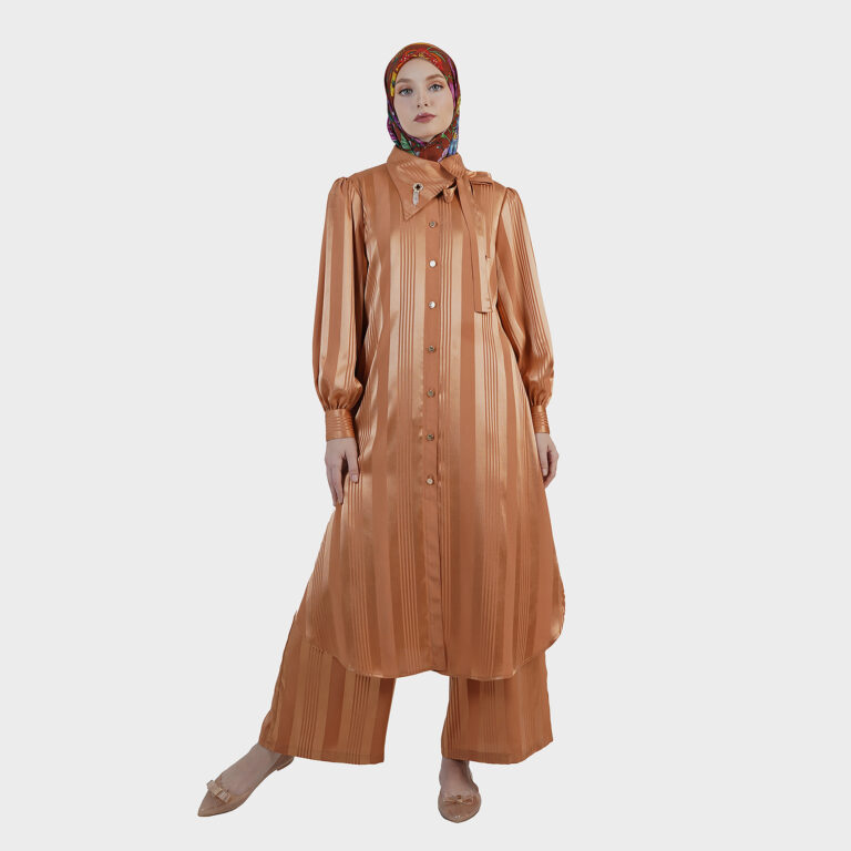 Gradiva Luxe Suits - Brown