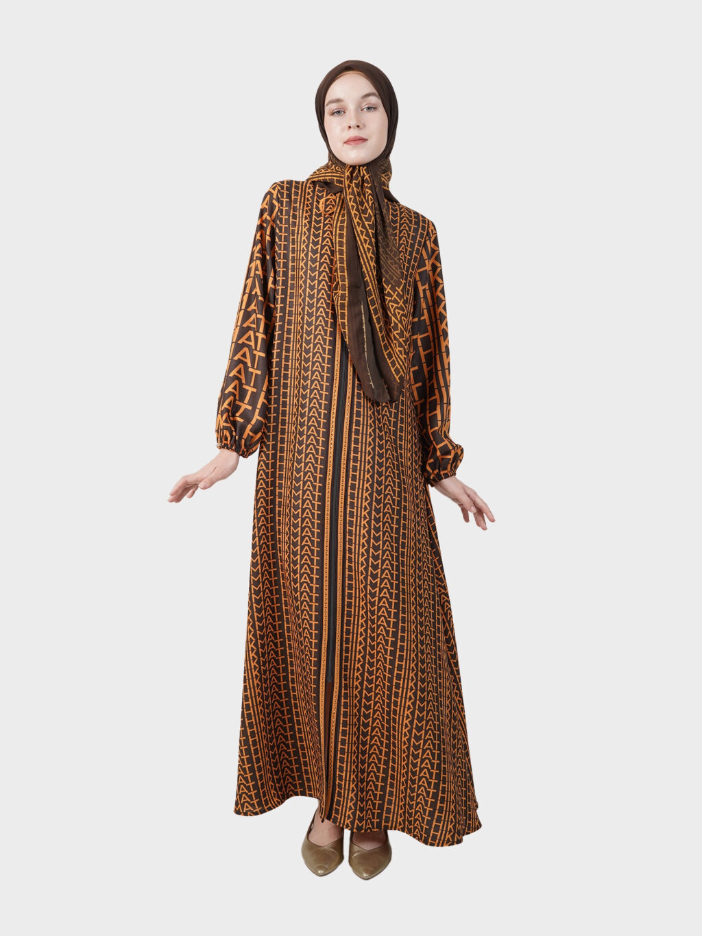 Letter Luxe Abaya