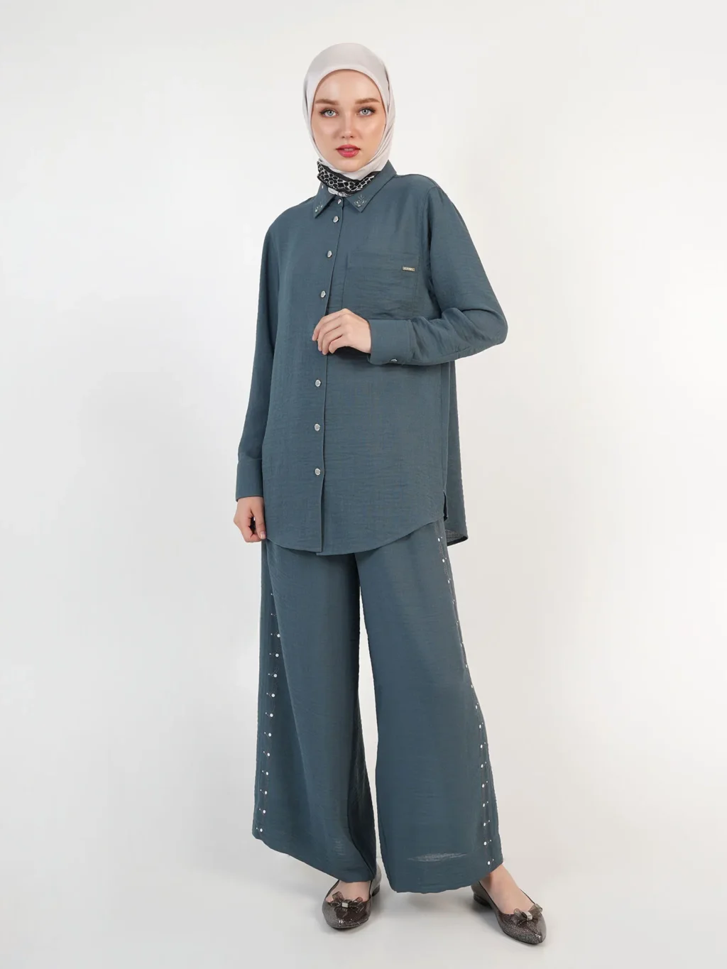 Ravya Sade Suits