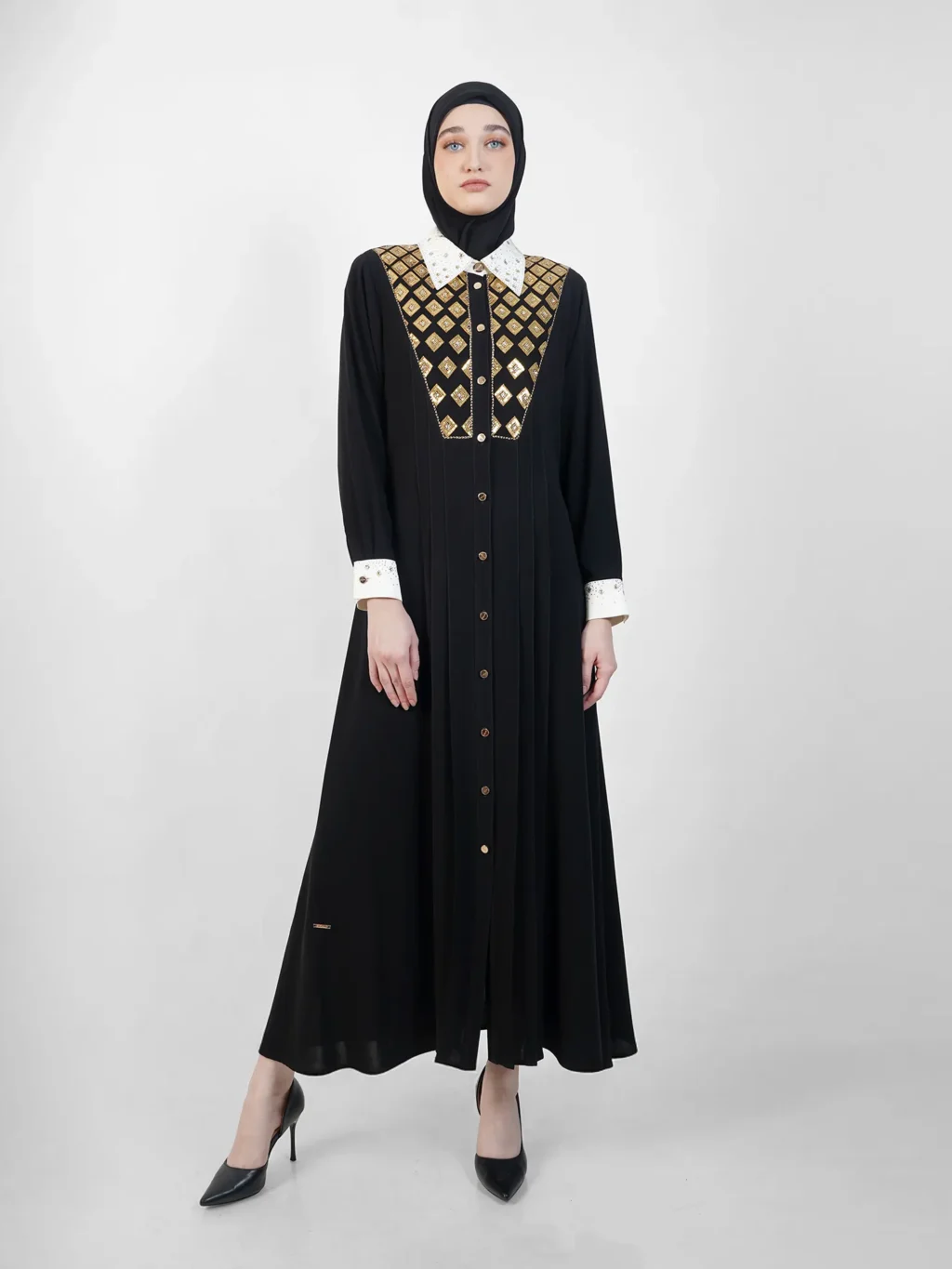 Orna Majesta Abaya