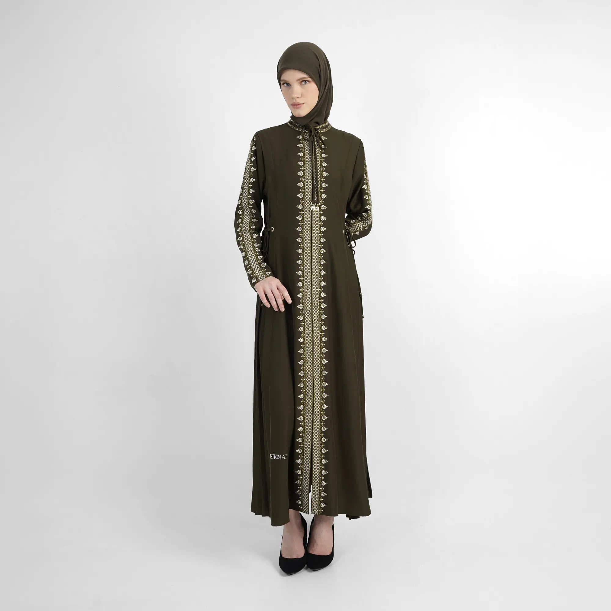 Noura Ripple Abaya