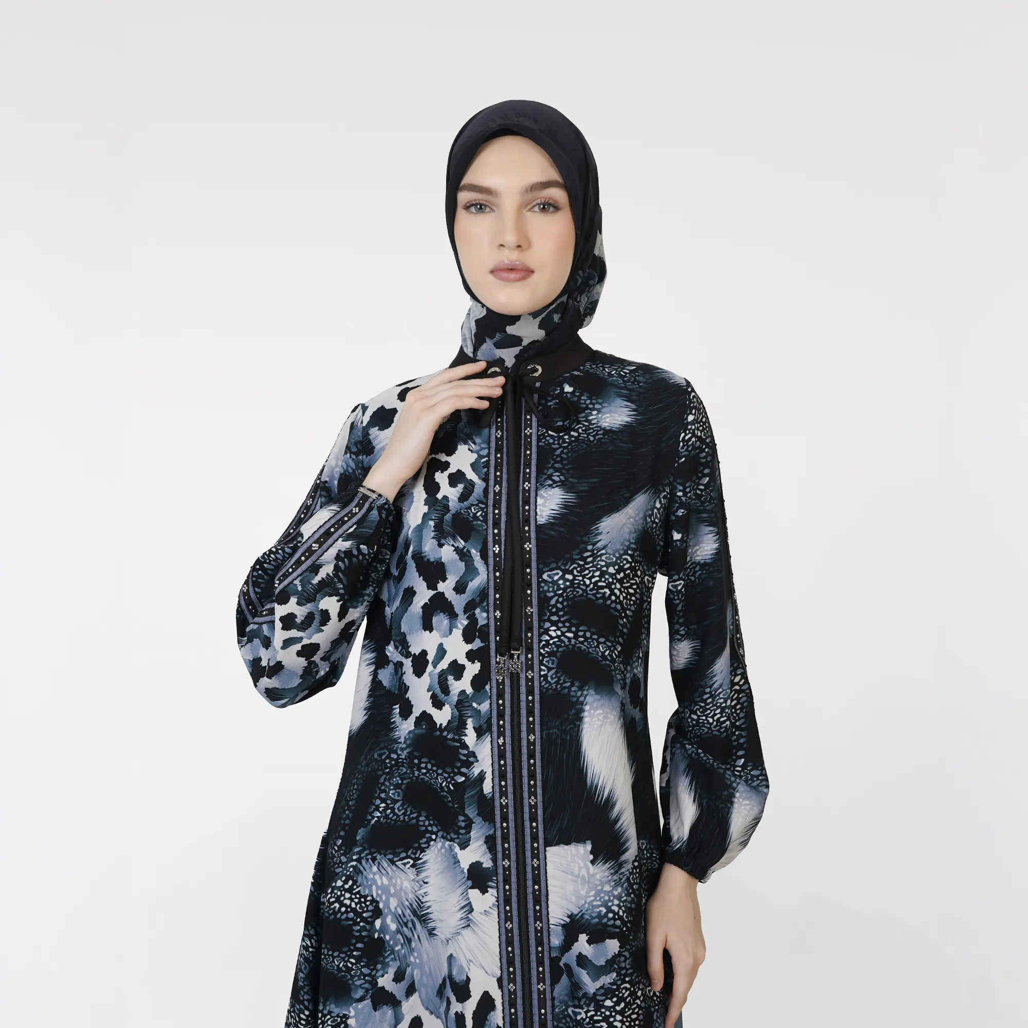 Plumi Royale Abaya